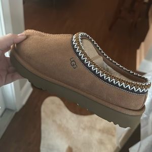 NIB UGG Tasman Women’s Slippers, Chestnut